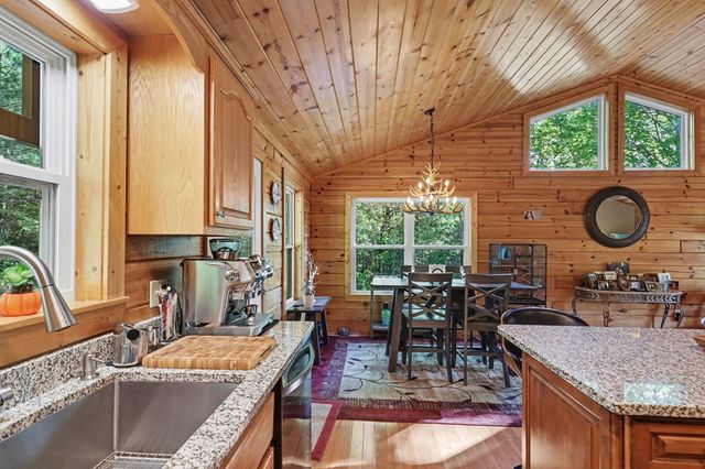 71 Leisure Time Lane, Murphy, NC 28906