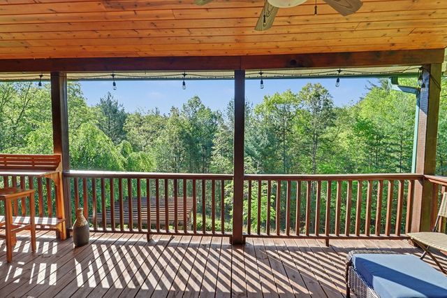 71 Leisure Time Lane, Murphy, NC 28906