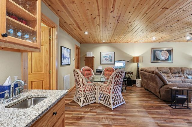 71 Leisure Time Lane, Murphy, NC 28906
