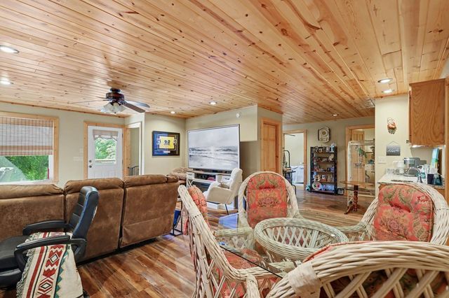 71 Leisure Time Lane, Murphy, NC 28906