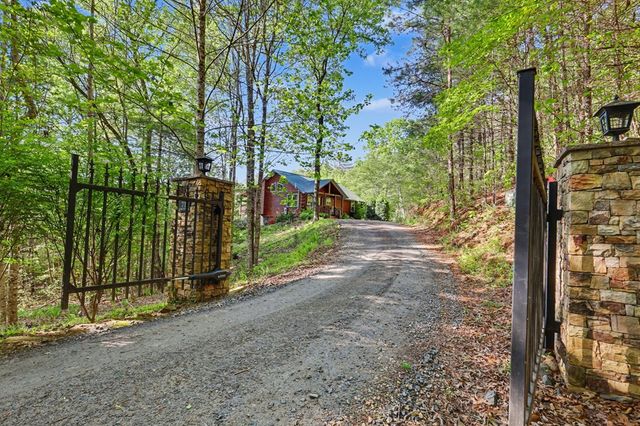 71 Leisure Time Lane, Murphy, NC 28906