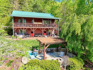 71 Leisure Time Lane, Murphy, NC 28906