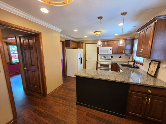 5836 HERITAGE Drive, Erie, PA 16509
