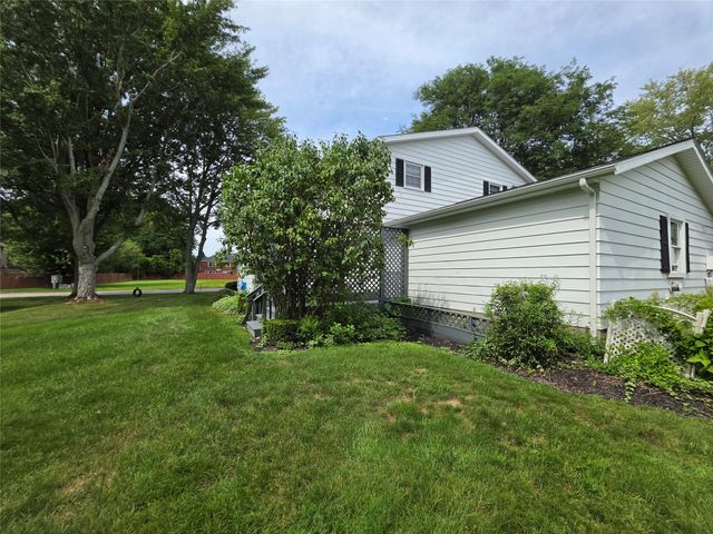 5836 HERITAGE Drive, Erie, PA 16509