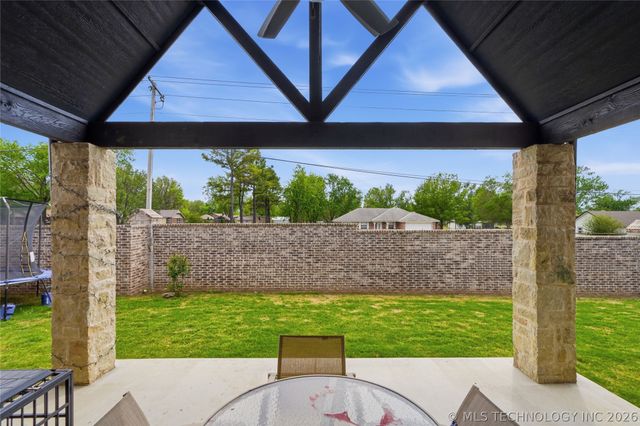 14704 E 77th Street North, Owasso, OK 74055