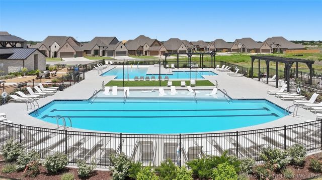 14704 E 77th Street North, Owasso, OK 74055
