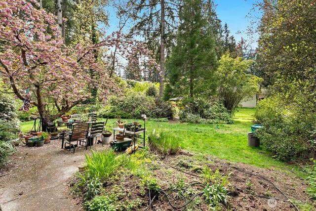 1605 153rd Avenue SE, Bellevue, WA 98007