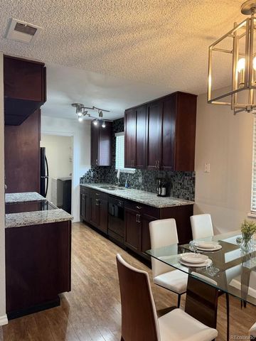 9978 Appletree Place, Denver, CO 80260