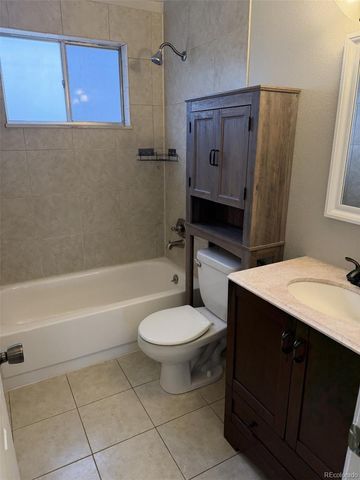 9978 Appletree Place, Denver, CO 80260
