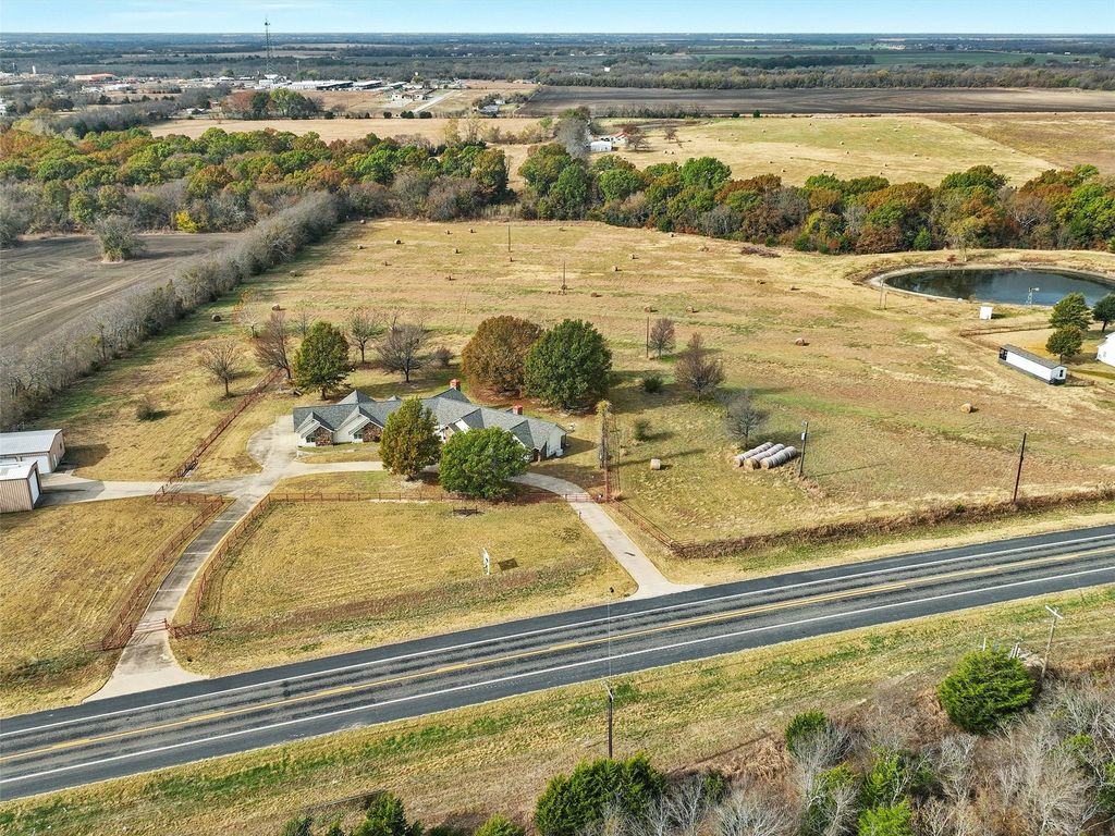5393 State Highway 5, Van Alstyne, TX 75495