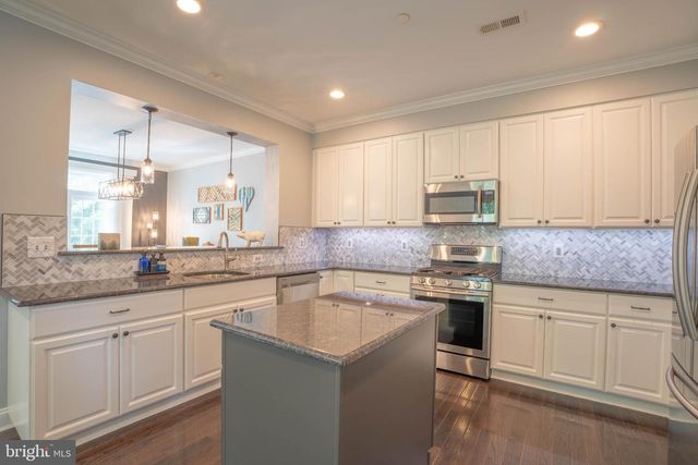 124 NICOLES WAY, Morrisville, PA 19067
