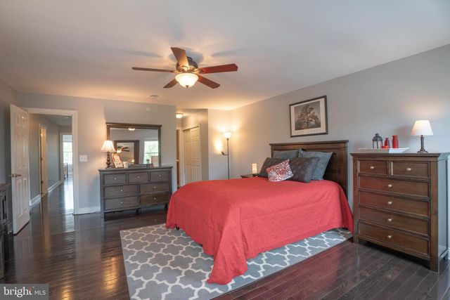124 NICOLES WAY, Morrisville, PA 19067