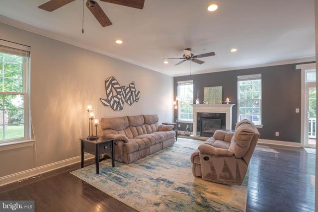 124 NICOLES WAY, Morrisville, PA 19067