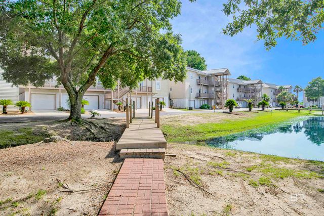 4 Yacht Club Drive 70, Daphne, AL 36526