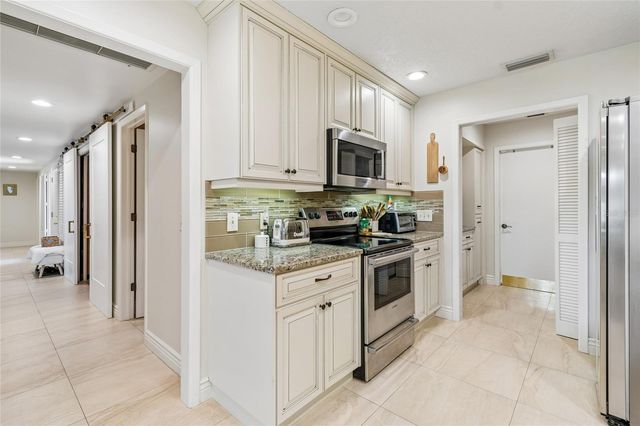 5335 SAND CRANE COURT, Wesley Chapel, FL 33543