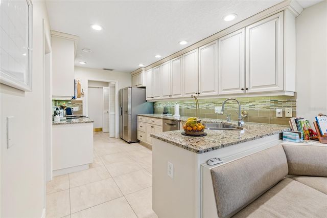 5335 SAND CRANE COURT, Wesley Chapel, FL 33543