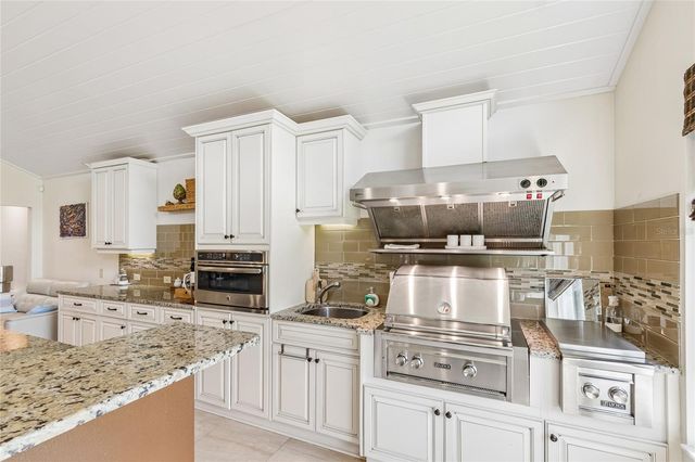 5335 SAND CRANE COURT, Wesley Chapel, FL 33543