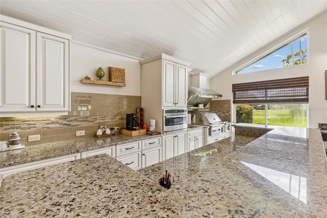 5335 SAND CRANE COURT, Wesley Chapel, FL 33543
