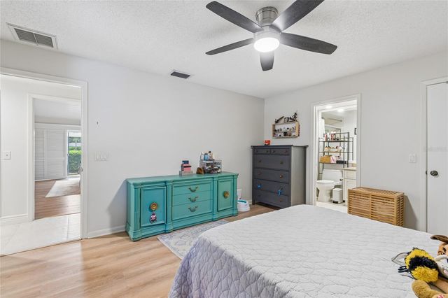 5335 SAND CRANE COURT, Wesley Chapel, FL 33543