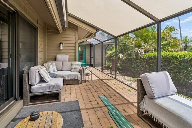 5335 SAND CRANE COURT, Wesley Chapel, FL 33543