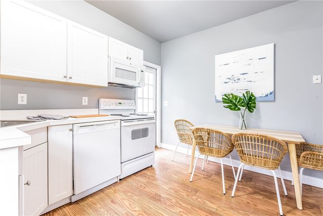 8 Green Place 1, Newport, RI 02840