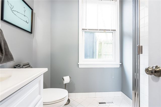 8 Green Place 1, Newport, RI 02840