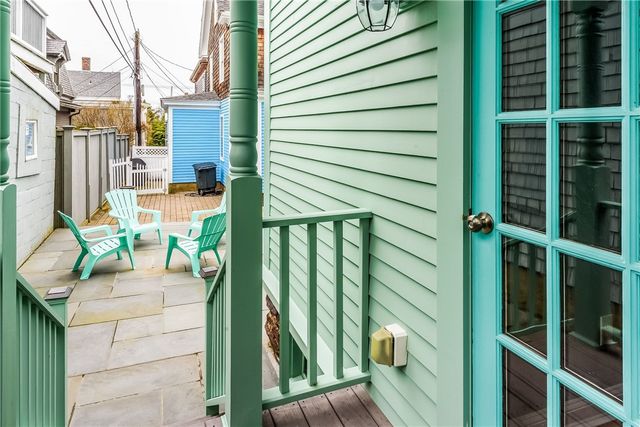 8 Green Place 1, Newport, RI 02840