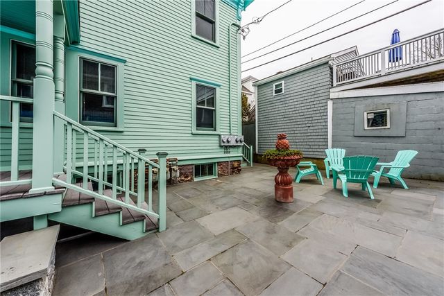 8 Green Place 1, Newport, RI 02840