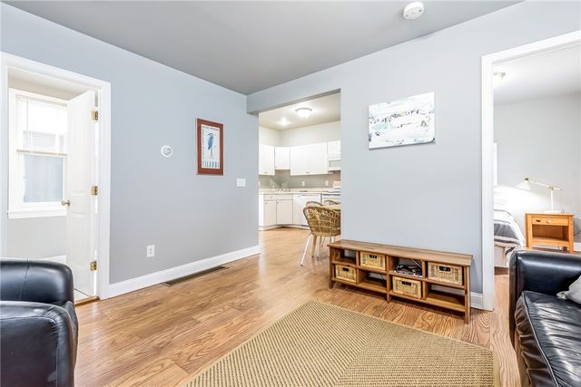 8 Green Place 1, Newport, RI 02840