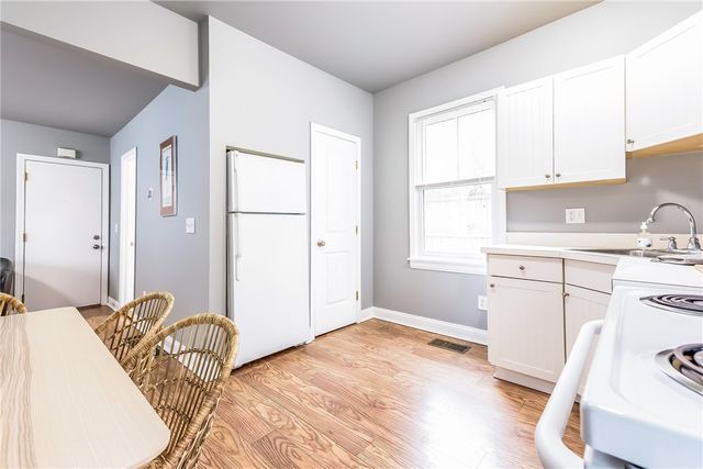 8 Green Place 1, Newport, RI 02840