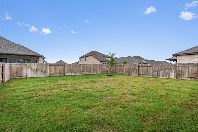 224 Backstays LOOP, Kyle, TX 78640