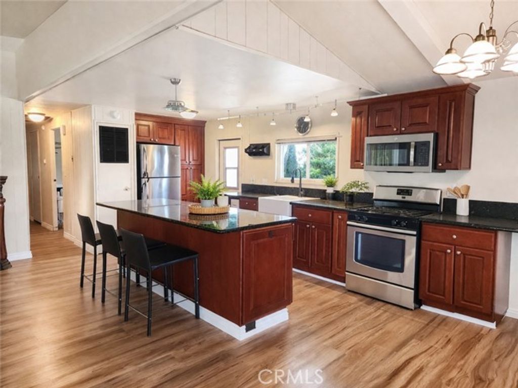 1801 E Collins 42, Orange, CA 92867