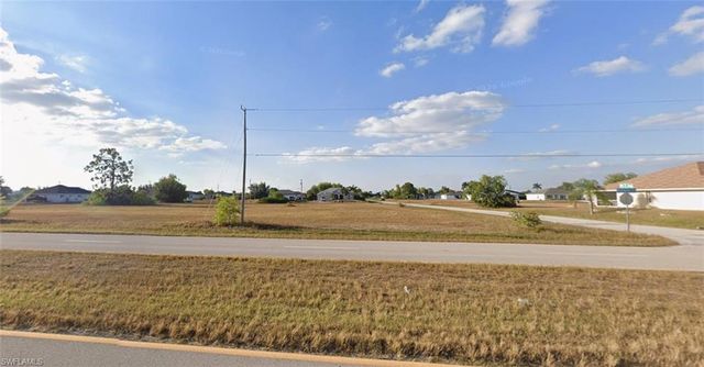 2101 & 2105 Diplomat PKWY W, Cape Coral, FL 33993