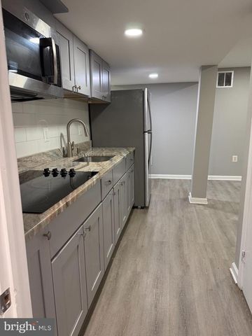 8302 STANWOOD ST, Hyattsville, MD 20784