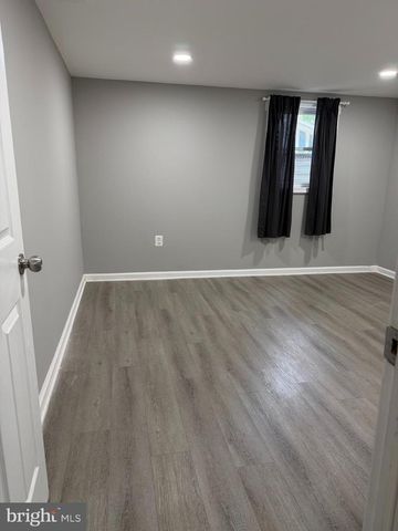 8302 STANWOOD ST, Hyattsville, MD 20784