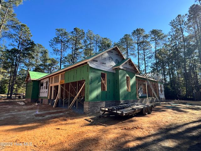 60 Devon Drive, Pinehurst, NC 28374