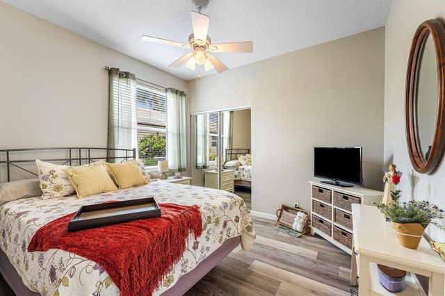 10760 Royal Caribbean Circle, Boynton Beach, FL 33437