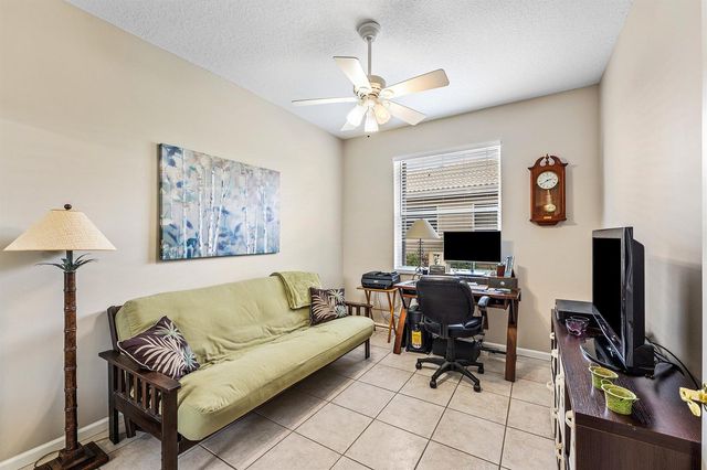 10760 Royal Caribbean Circle, Boynton Beach, FL 33437