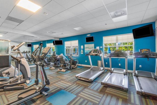 10760 Royal Caribbean Circle, Boynton Beach, FL 33437