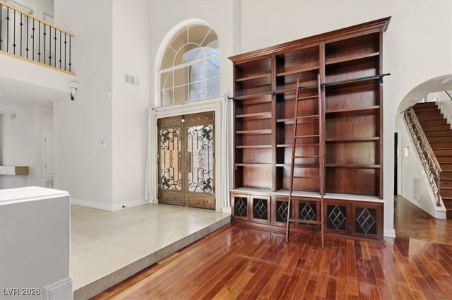 2508 Monarch Bay Drive, Las Vegas, NV 89128