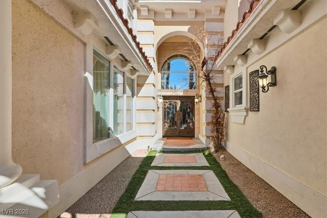 2508 Monarch Bay Drive, Las Vegas, NV 89128