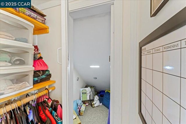 1236 Highland Blvd, Hayward, CA 94542