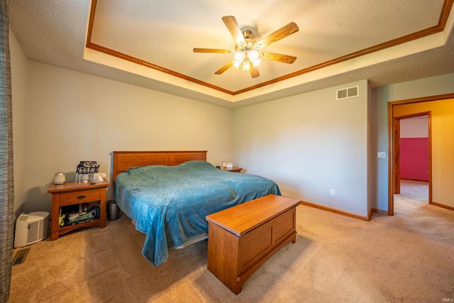 9418 Greyhawk Drive, Fort Wayne, IN 46835