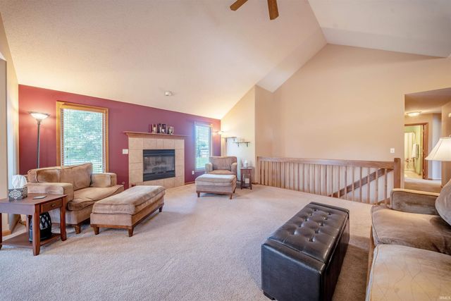 9418 Greyhawk Drive, Fort Wayne, IN 46835