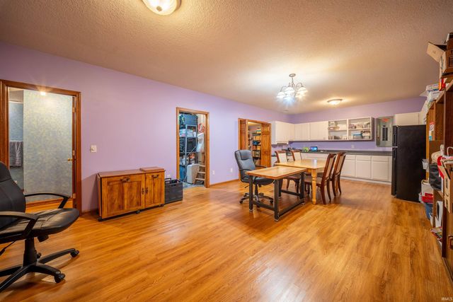 9418 Greyhawk Drive, Fort Wayne, IN 46835