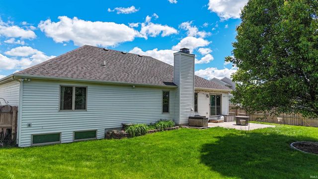 9418 Greyhawk Drive, Fort Wayne, IN 46835