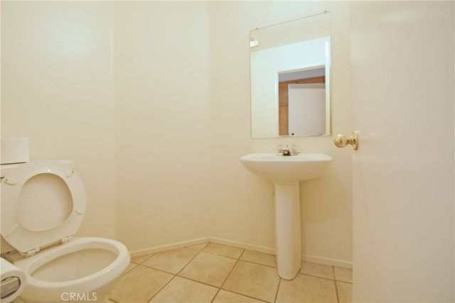 274 Settlers Rd, Upland, CA 91786