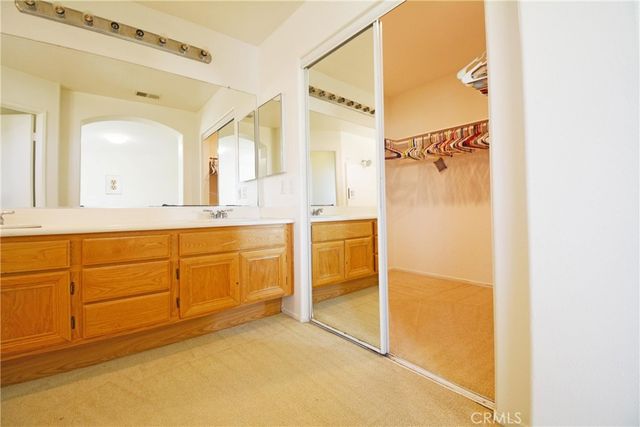 274 Settlers Rd, Upland, CA 91786