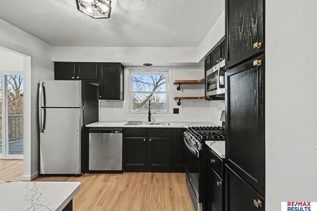 11564 Rambleridge Road, Omaha, NE 68164