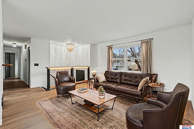 11564 Rambleridge Road, Omaha, NE 68164